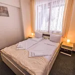 Grand Monastery Violet With One Bedroom And A Terrace Lejlighed