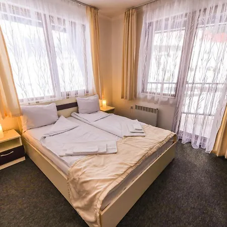 Grand Monastery Violet With One Bedroom And A Terrace Appartamento Pamporovo